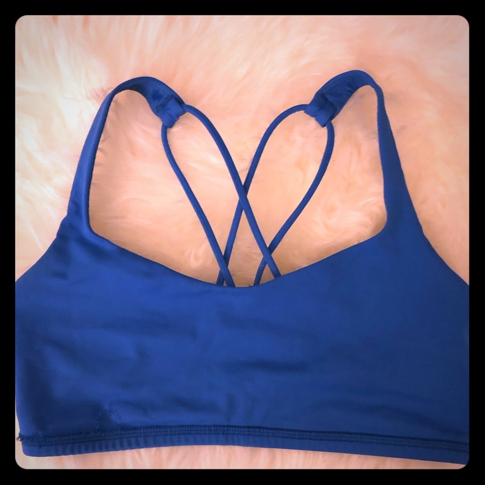 Lululemon Free to Be Bra